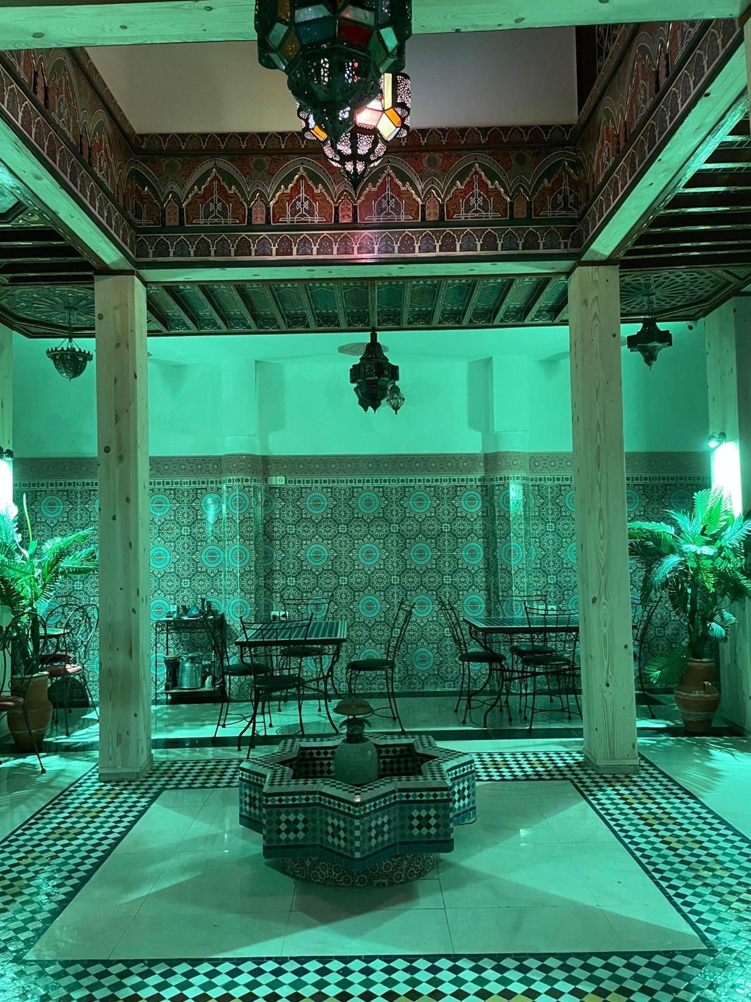 La Casa Espanyola เฟส ภายนอก รูปภาพ