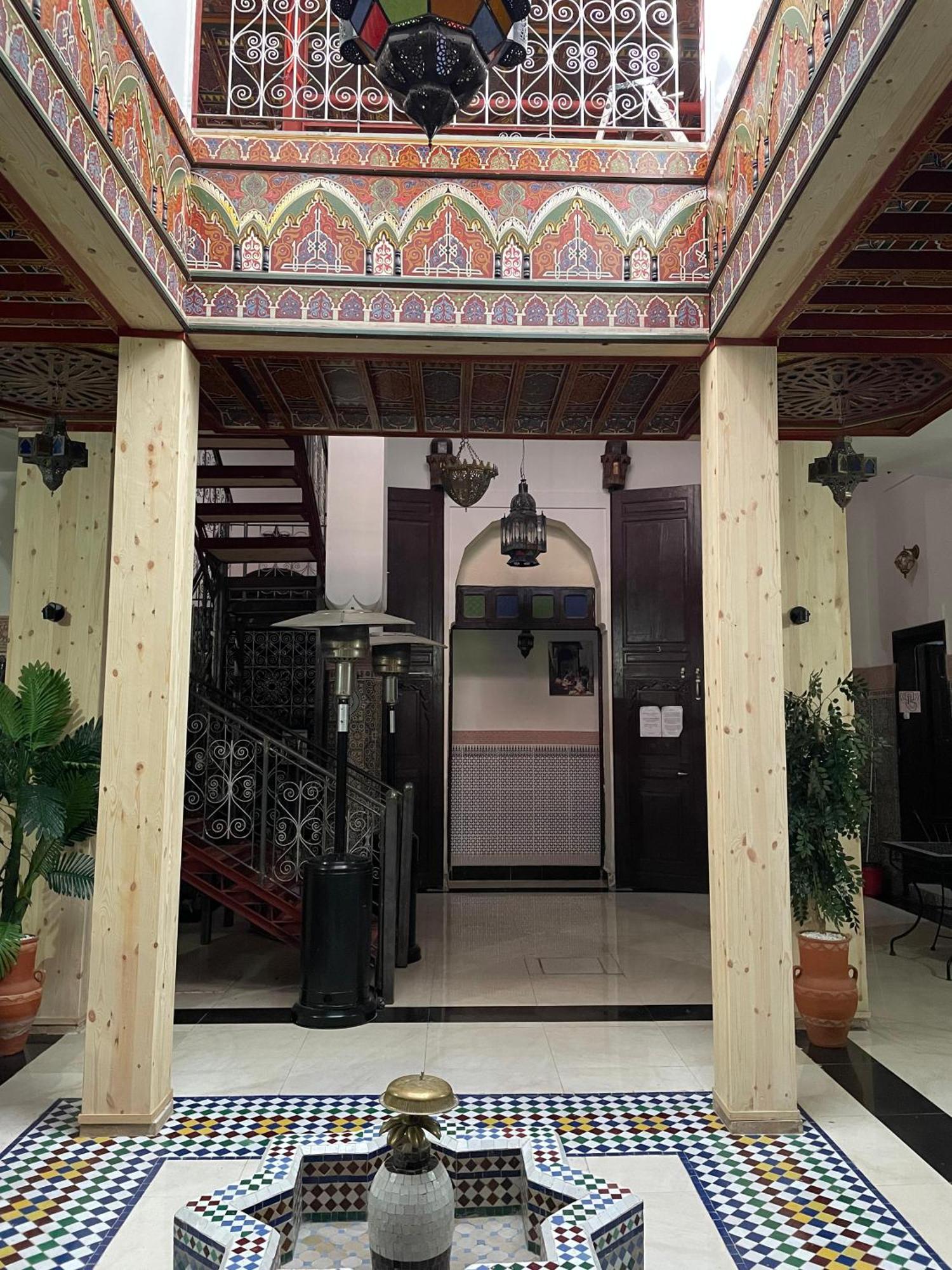 La Casa Espanyola เฟส ภายนอก รูปภาพ