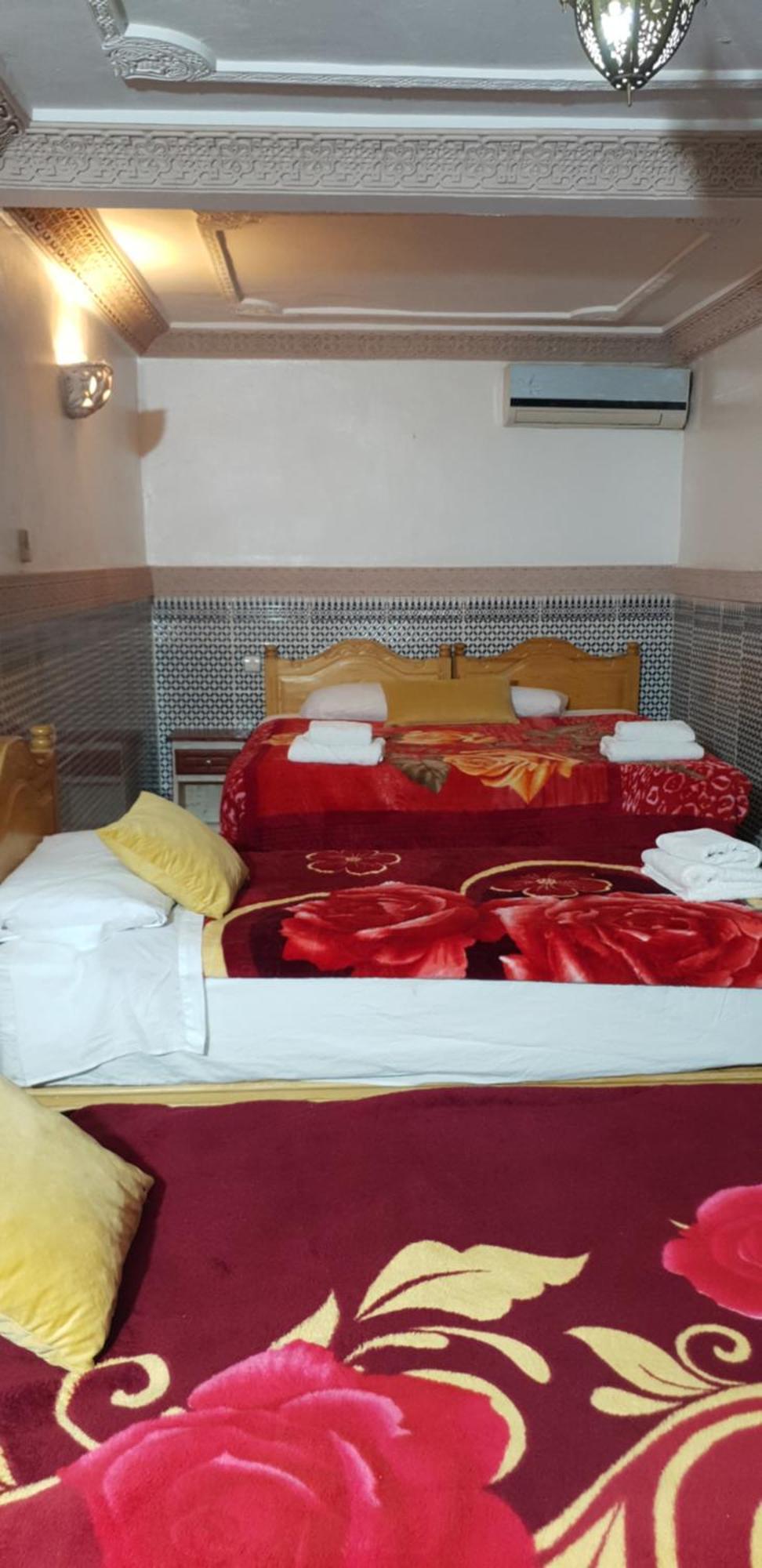 La Casa Espanyola เฟส ภายนอก รูปภาพ