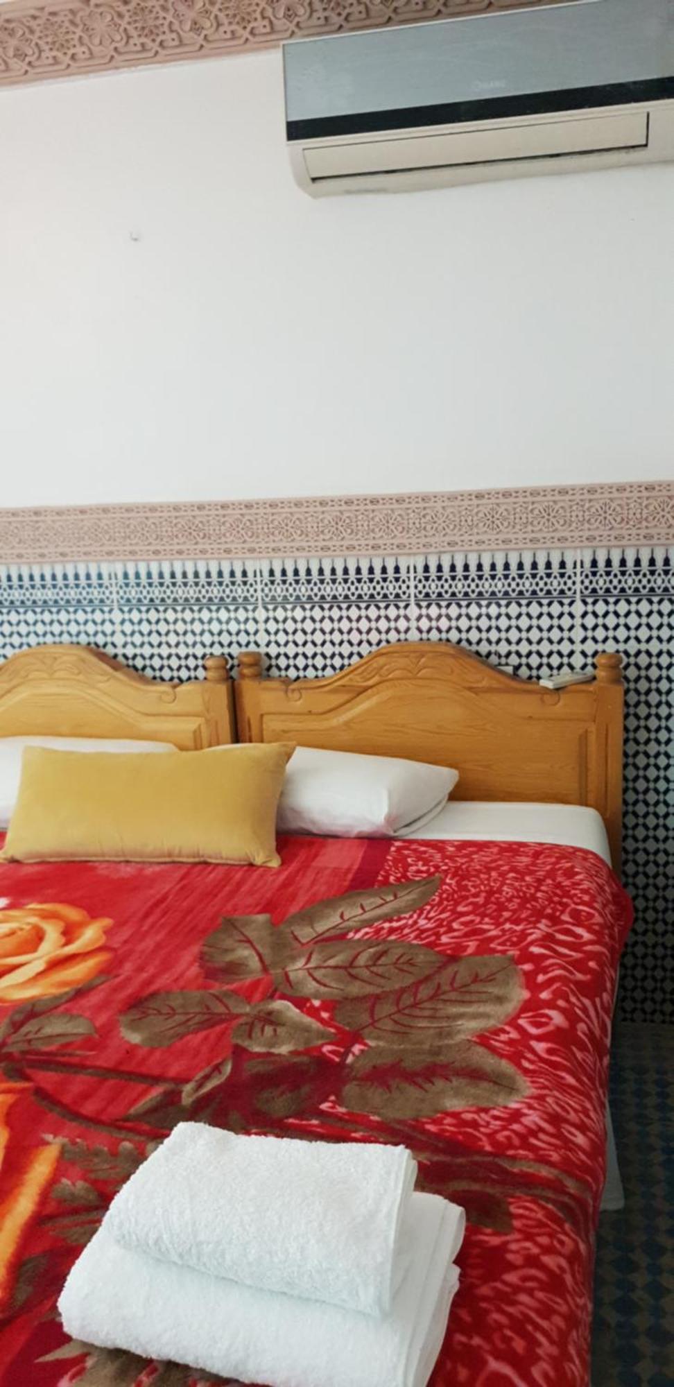 La Casa Espanyola เฟส ภายนอก รูปภาพ